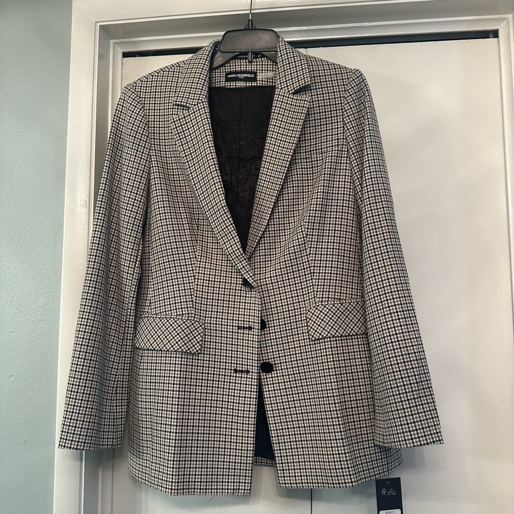 Karl Lagerfeld women’s blazer size 10. Brand new with tags